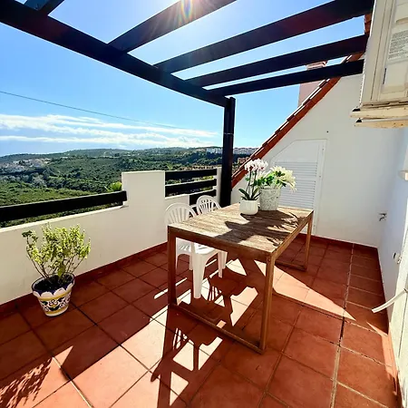 Family Duplex Penthouse In 3br Apartment *