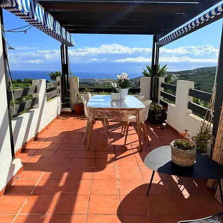 Family Duplex Penthouse In 3br Manilva